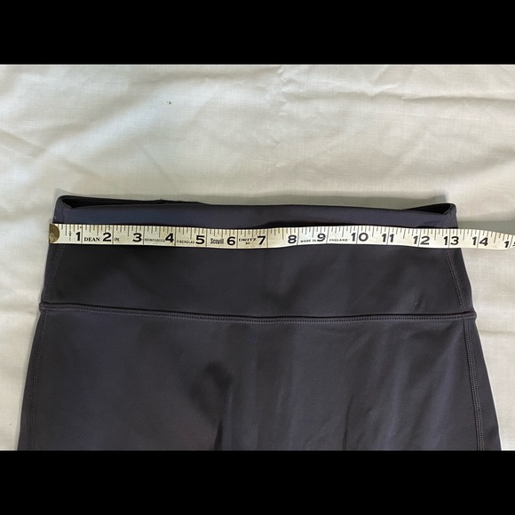 Fabletics Trinity High-Waisted Pocket Capri - Picture 3 of 6